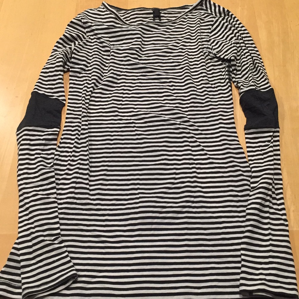 Lululemon crew neck